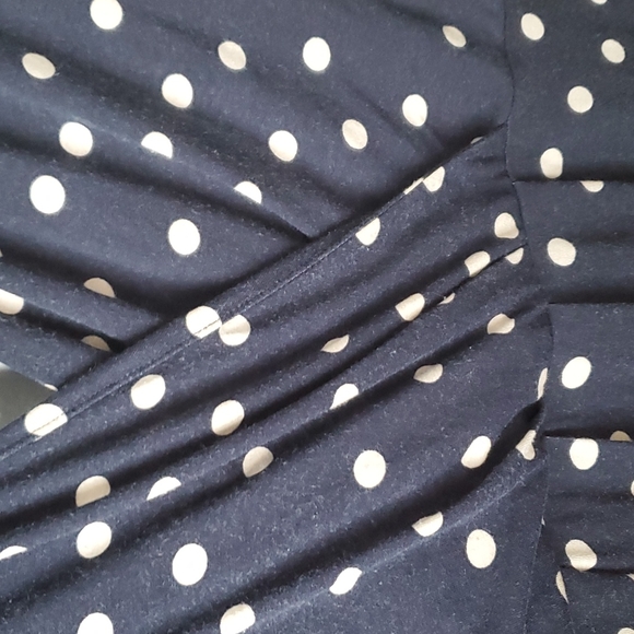 Cleo petite faux wrap blue and cream polka dotted dress in size large petite - Picture 2 of 13